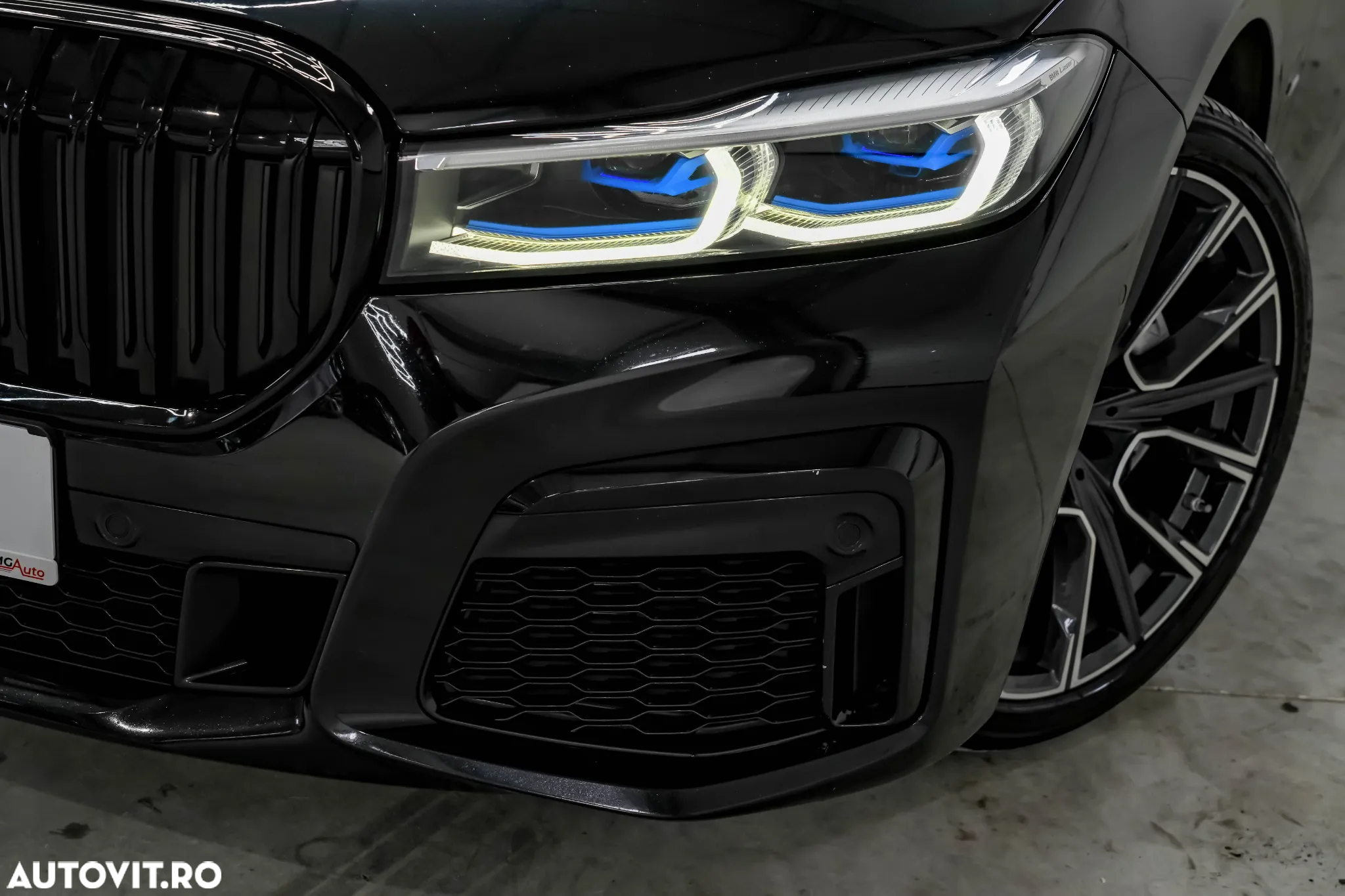 BMW Seria 7 730d xDrive - 36