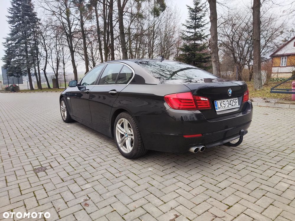 BMW Seria 5 525d xDrive Sport-Aut Luxury Line - 6