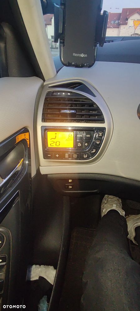 Citroën C4 Picasso 2.0 HDi FAP Exclusive - 15