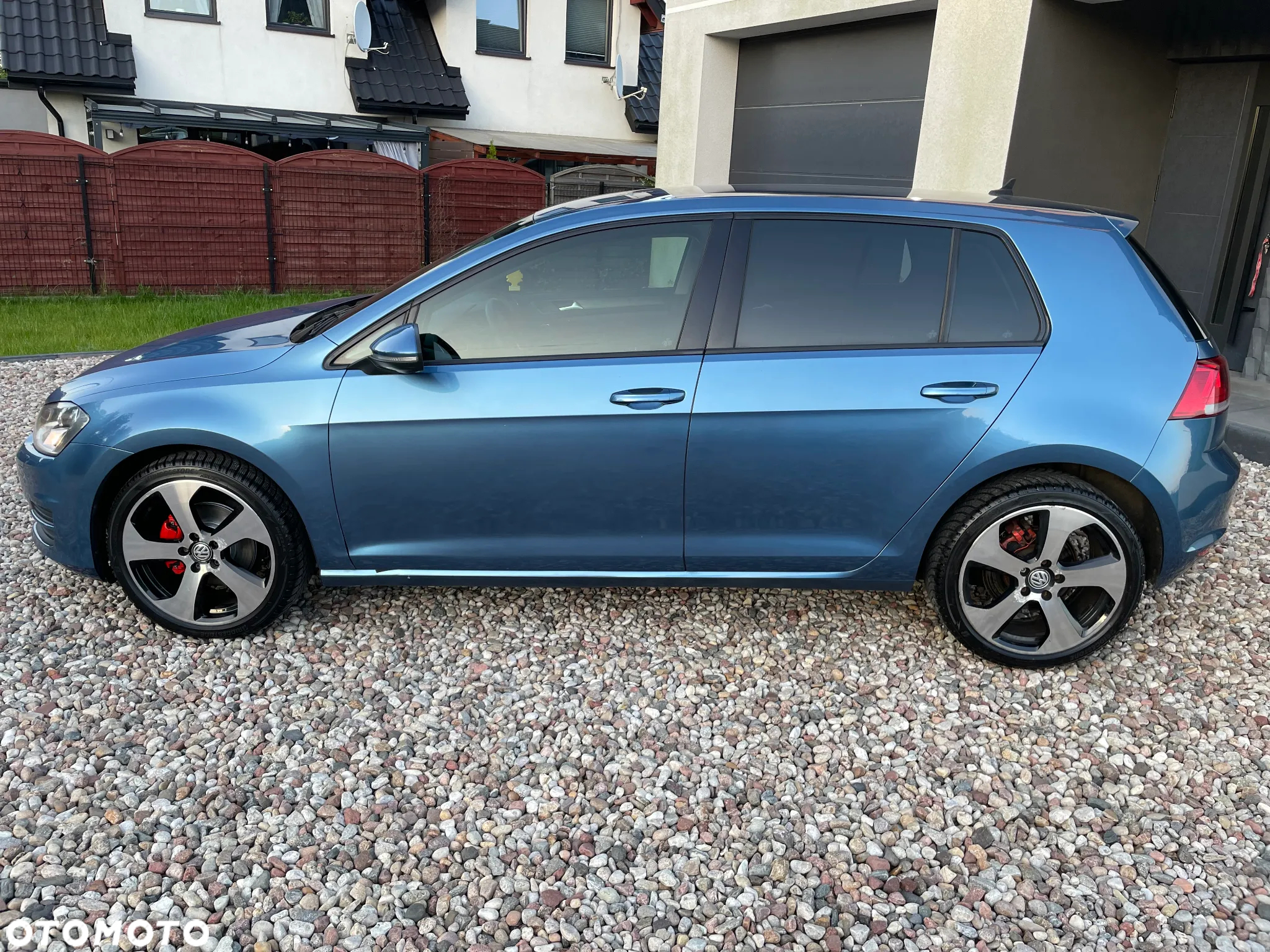Volkswagen Golf VI 1.6 TDI BlueMot Comfortline - 3