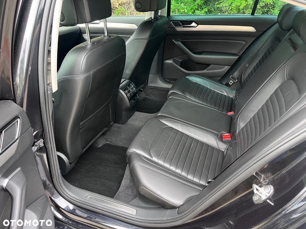 Volkswagen Passat 1.6 TDI (BlueMotion Technology) DSG Comfortline - 14