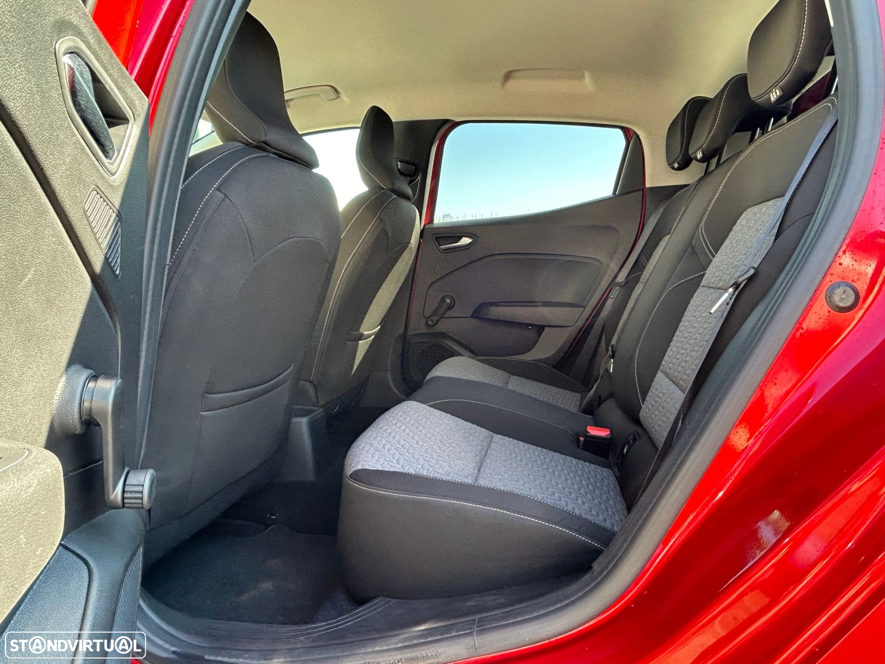 Renault Clio 1.0 TCe Limited - 10