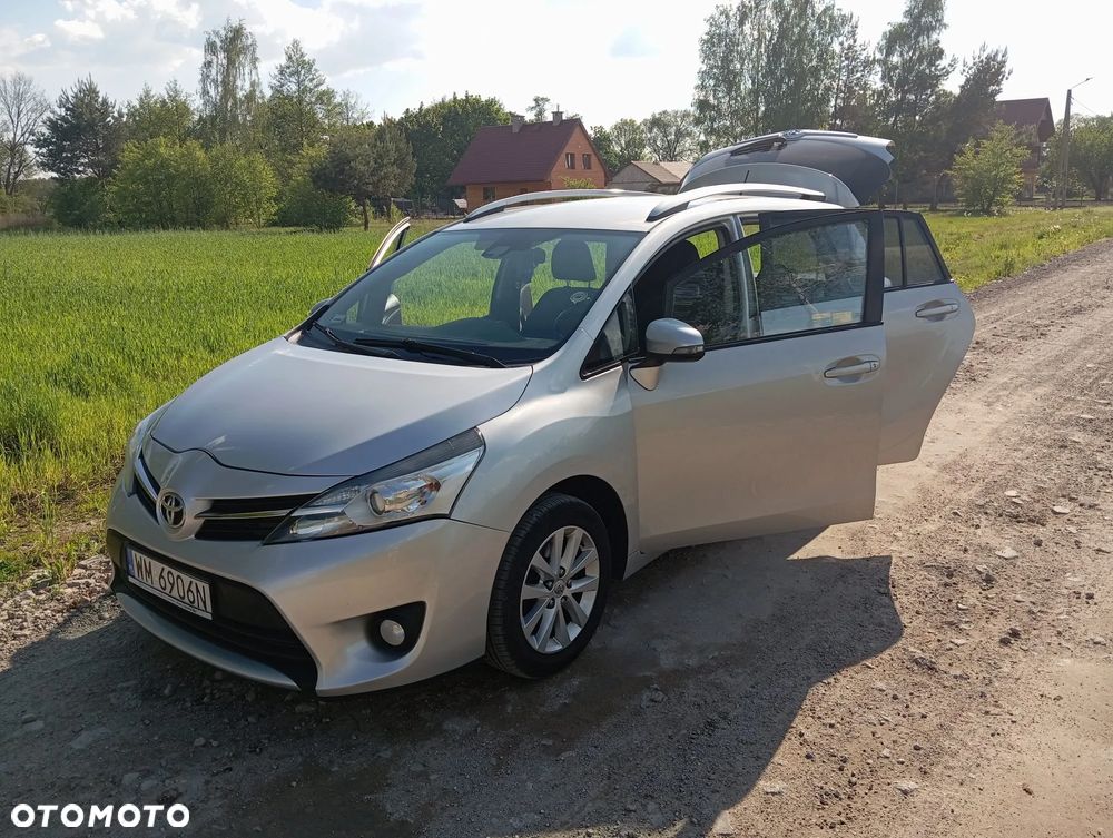 Toyota Verso 1.6 D-4D Active - 18