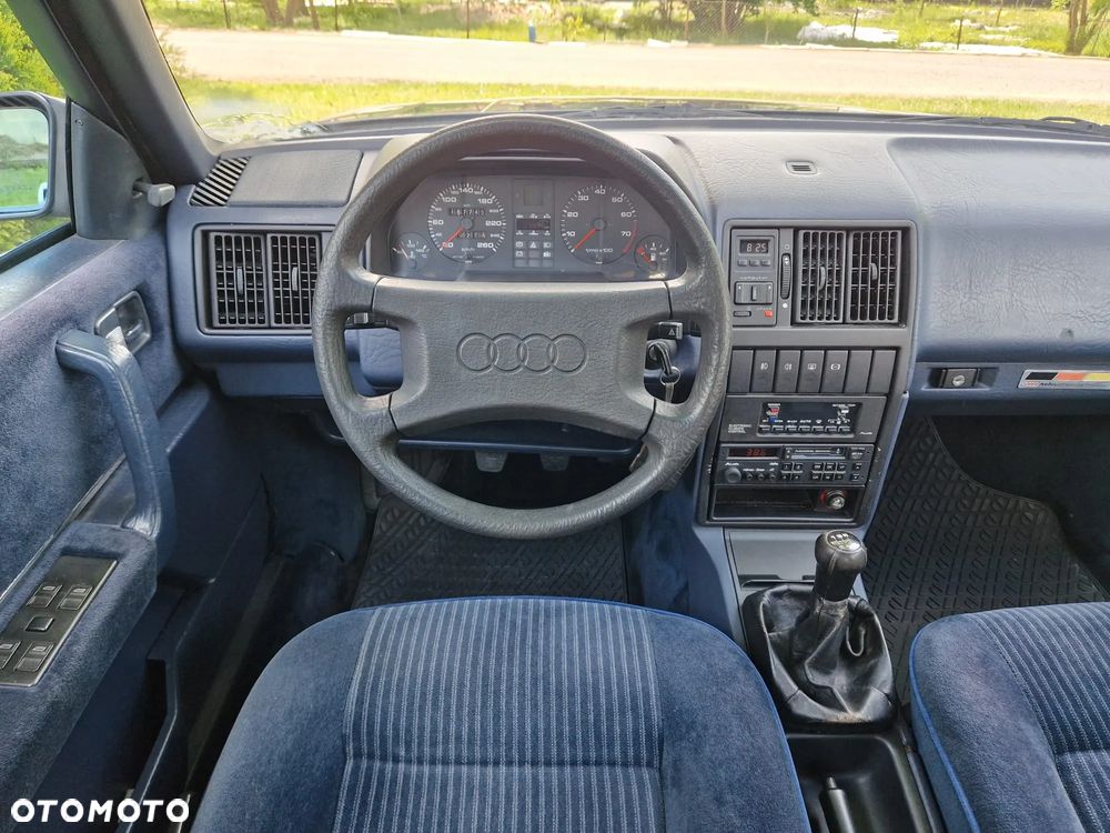 Audi 200 2.2 Turbo - 22