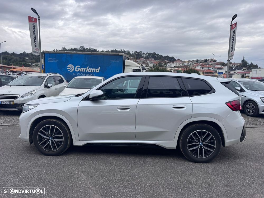 BMW iX1 xDrive30 M Sport Pack - 3