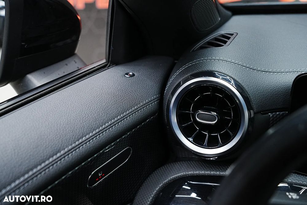 Mercedes-Benz CLA 200 7G-DCT Progressive Line Advanced - 18