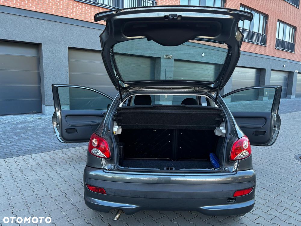 Peugeot 206 plus 75 - 6