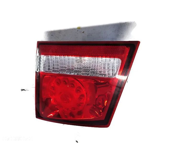 FIAT FREEMONT 11r LAMPA PRAWY TYŁ 68078516AD - 2
