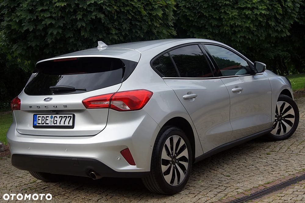 Ford Focus 1.5 EcoBlue Start-Stopp-System COOL&CONNECT DESIGN - 2