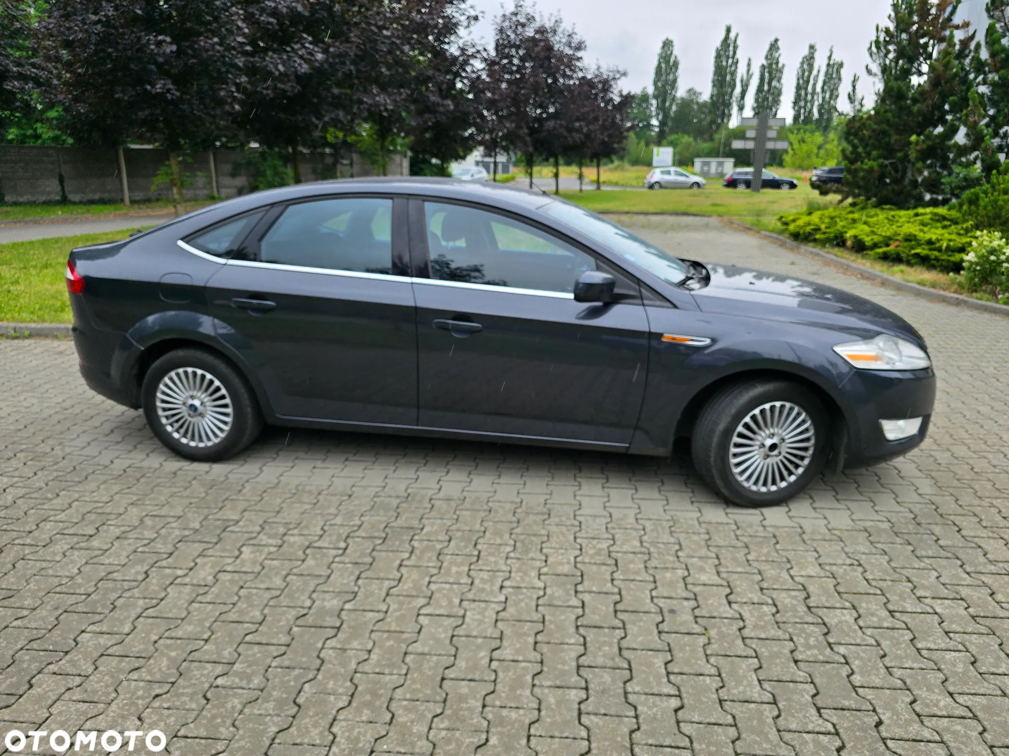 Ford Mondeo 1.8 TDCi Ambiente - 28