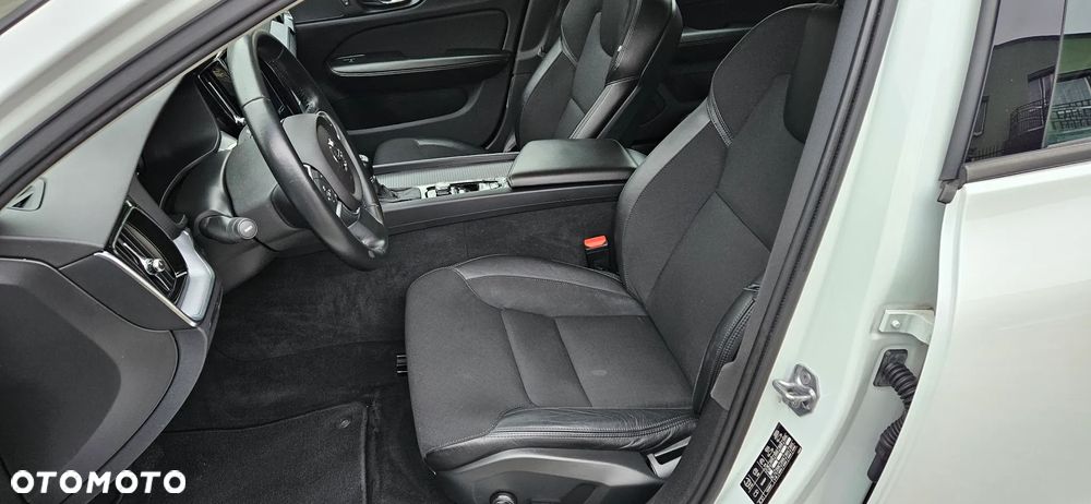 Volvo V60 D3 Geartronic Momentum - 14