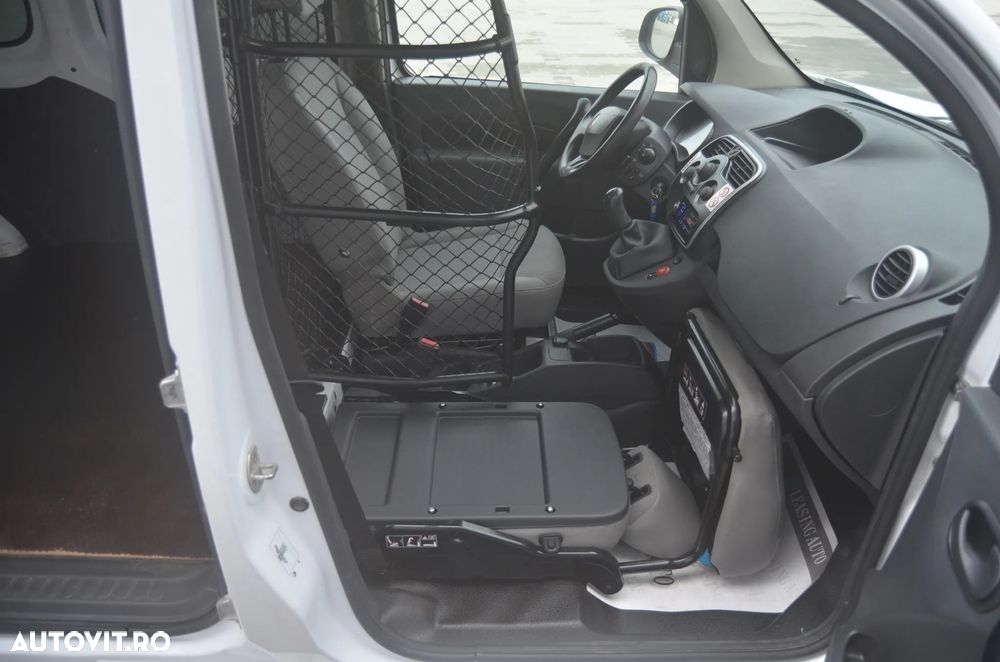 Renault Kangoo dCi 90 FAP Grand - 26