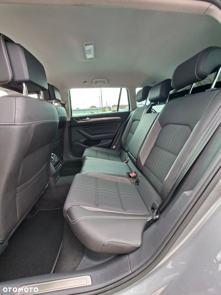 Volkswagen Passat Alltrack - 13