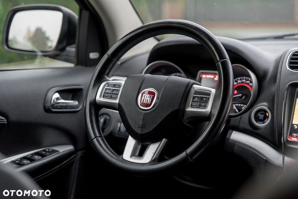 Fiat Freemont 2.0 Multijet Lounge AWD - 23