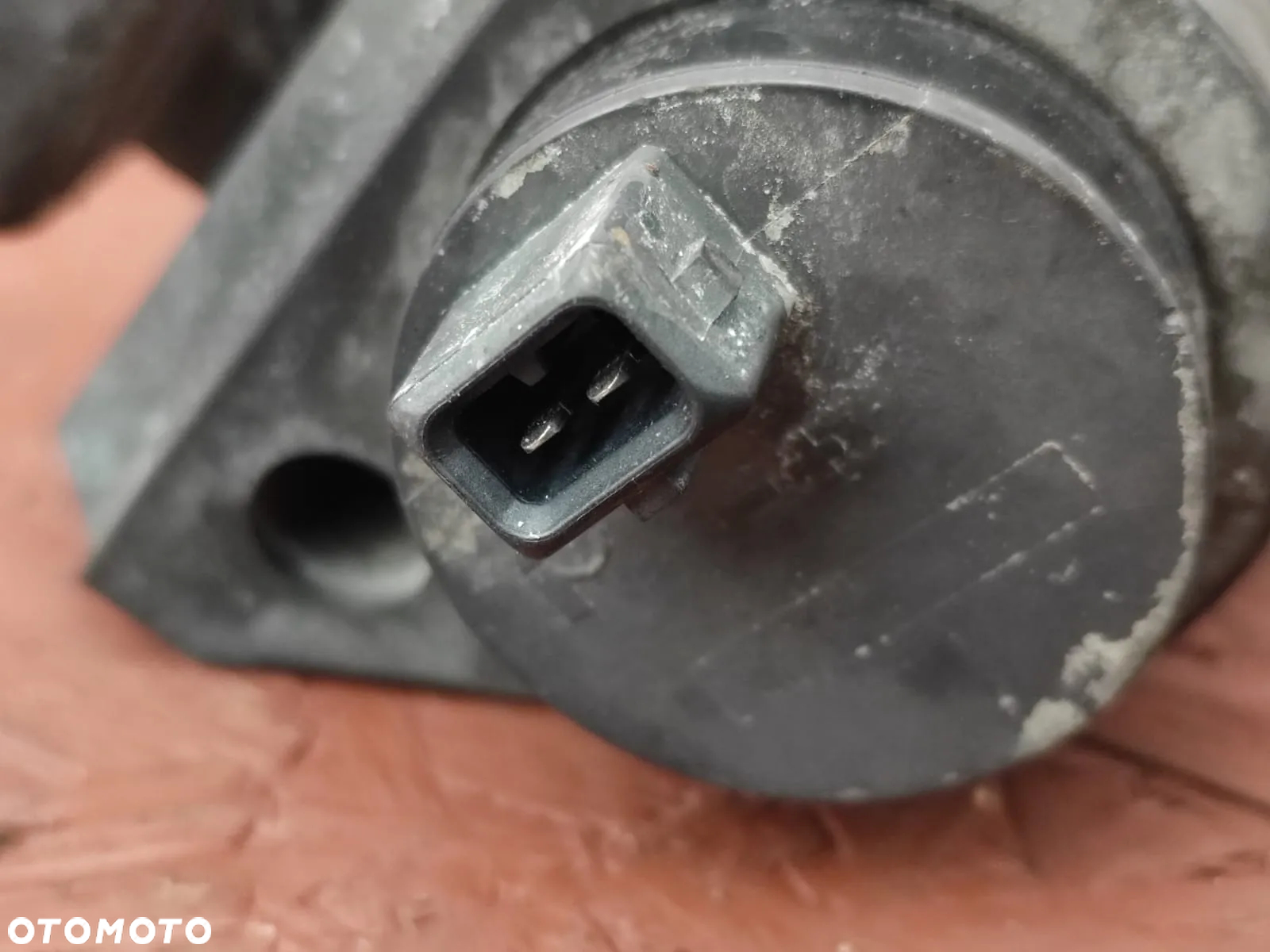 BMW E60 / E60 LCI / E61 / E61 LCI / E63 LCI / E64 LCI. ORYGINALNA DODATKOWA POMPA WODY / POMPA NAGRZEWNICY EUROPA. O NR: 6 917 700 OEM. SPRAWNA W 100%. - 8