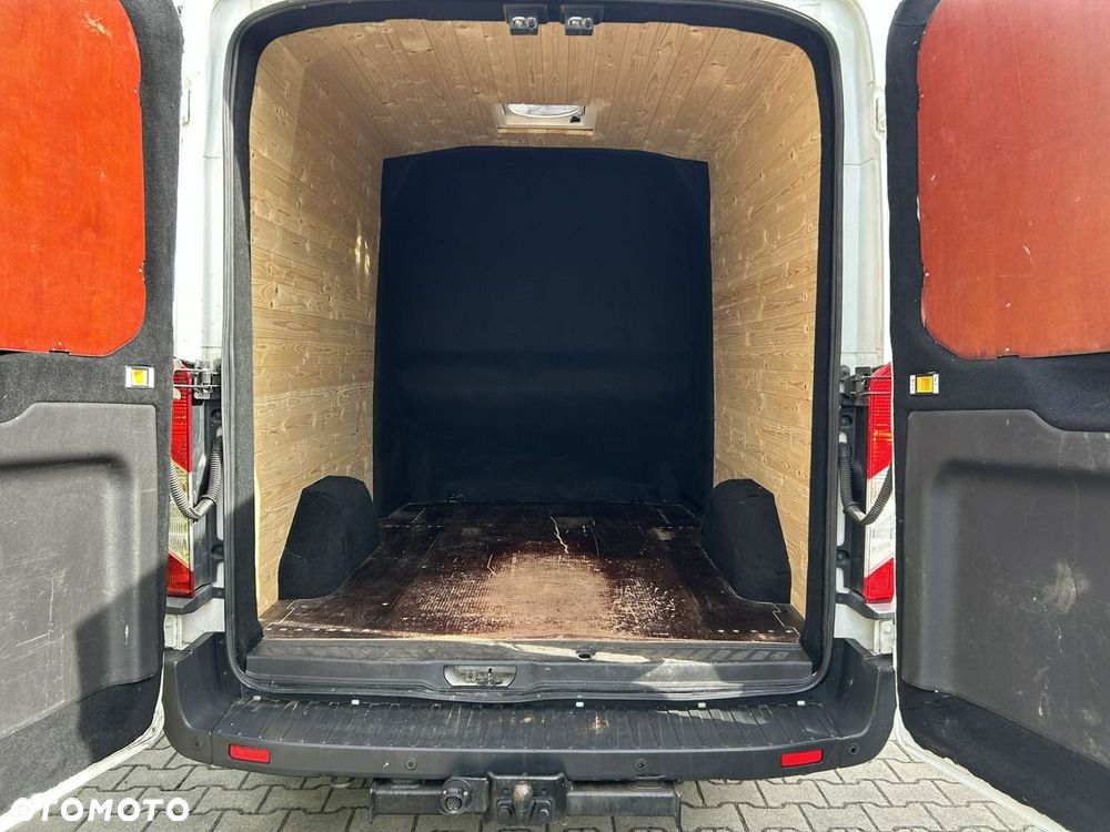 Ford Transit - 22
