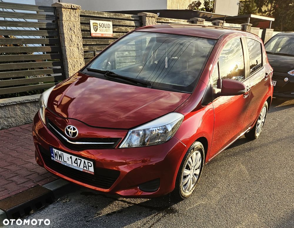 Toyota Yaris 2013 photo 5