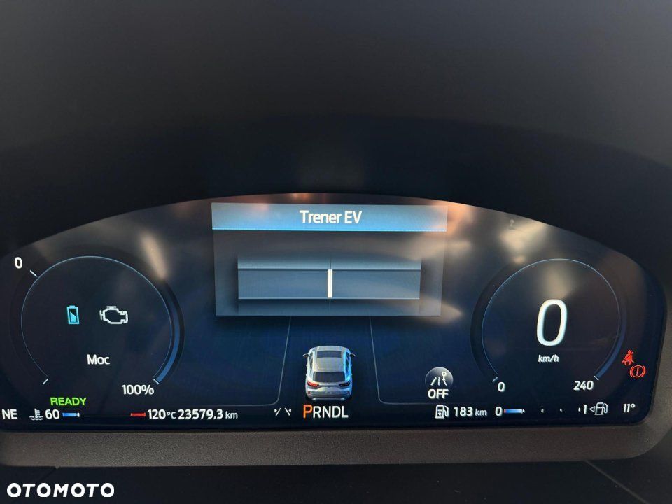 Ford Kuga - 11