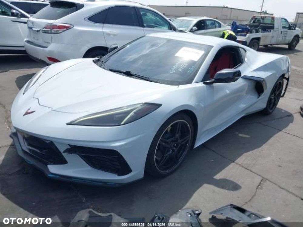 Chevrolet Corvette - 2