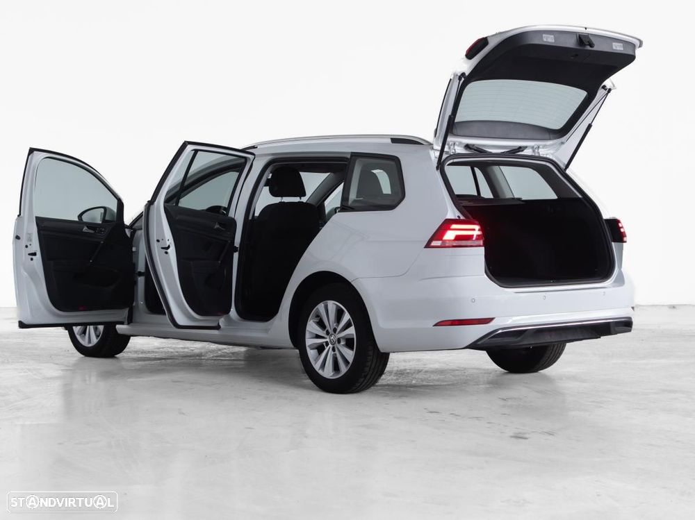 VW Golf Variant 1.6 TDi Confortline - 5