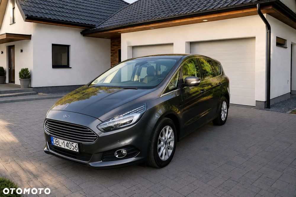 Ford S-Max 2.0 TDCi Titanium PowerShift - 2