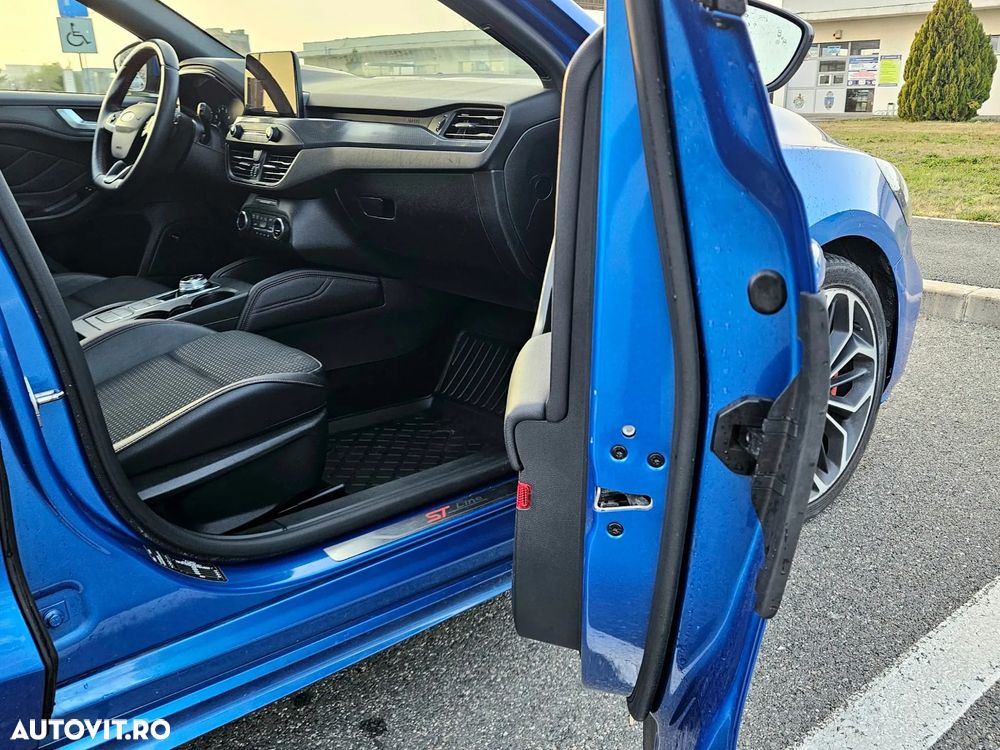 Ford Focus 1.5 Ecoboost ST-Line - 8