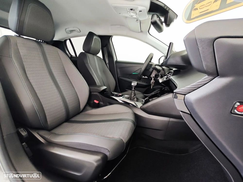 Peugeot 208 1.2 PureTech Allure Pack - 47