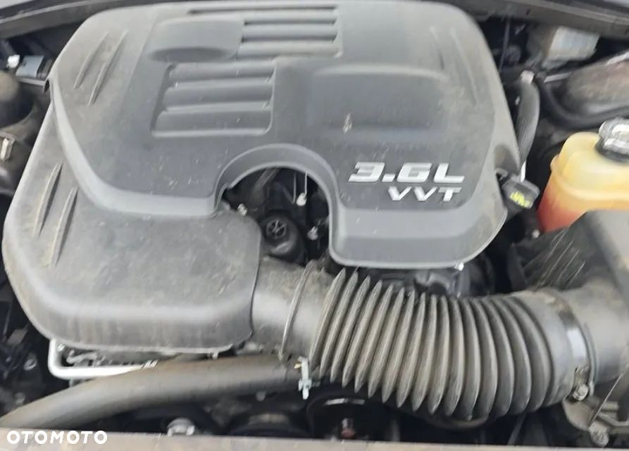 Dodge Charger 3.6 GT - 12