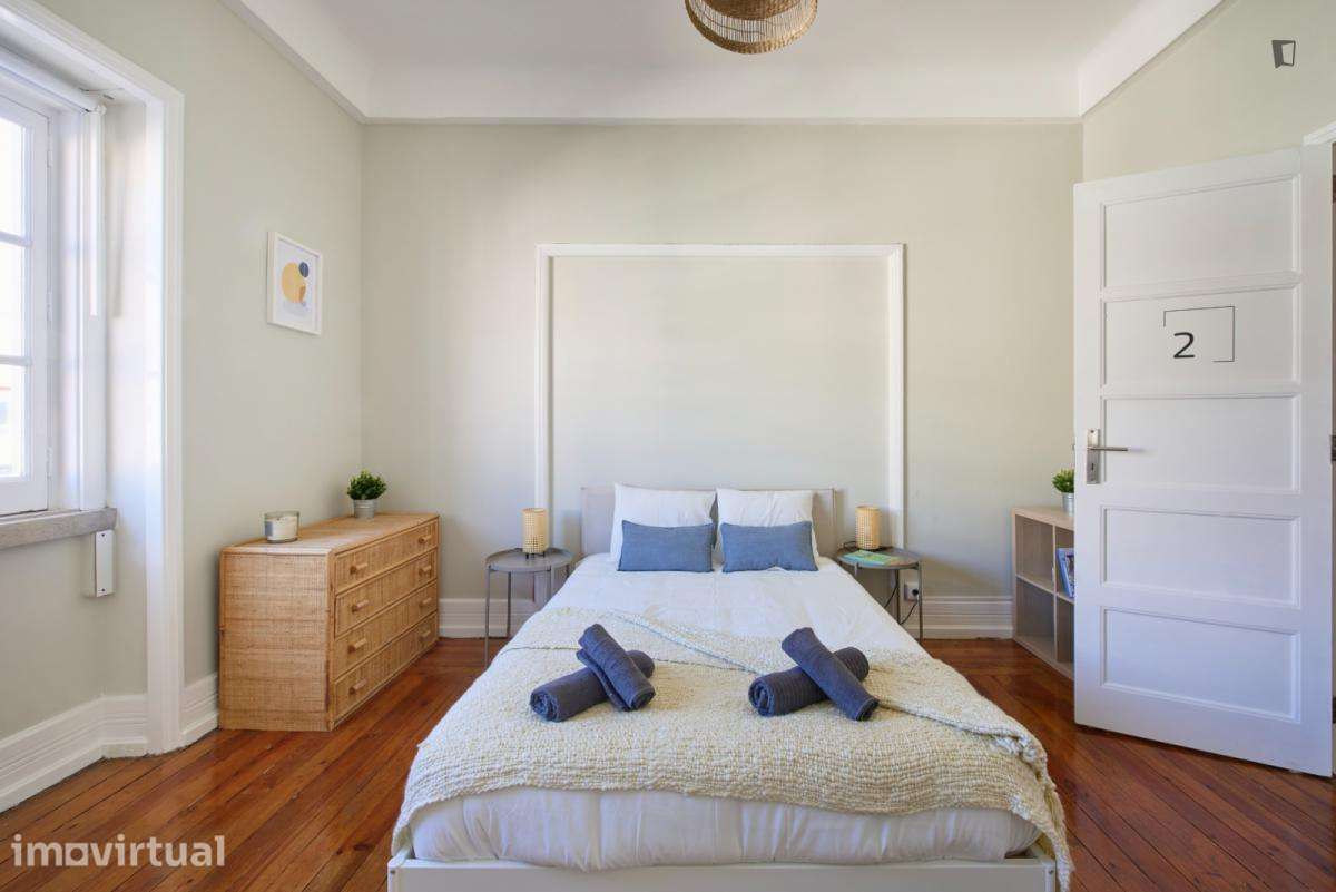 Quarto - localizado em Marquês de Pombal Lisbon - Grande imagem: 4/56