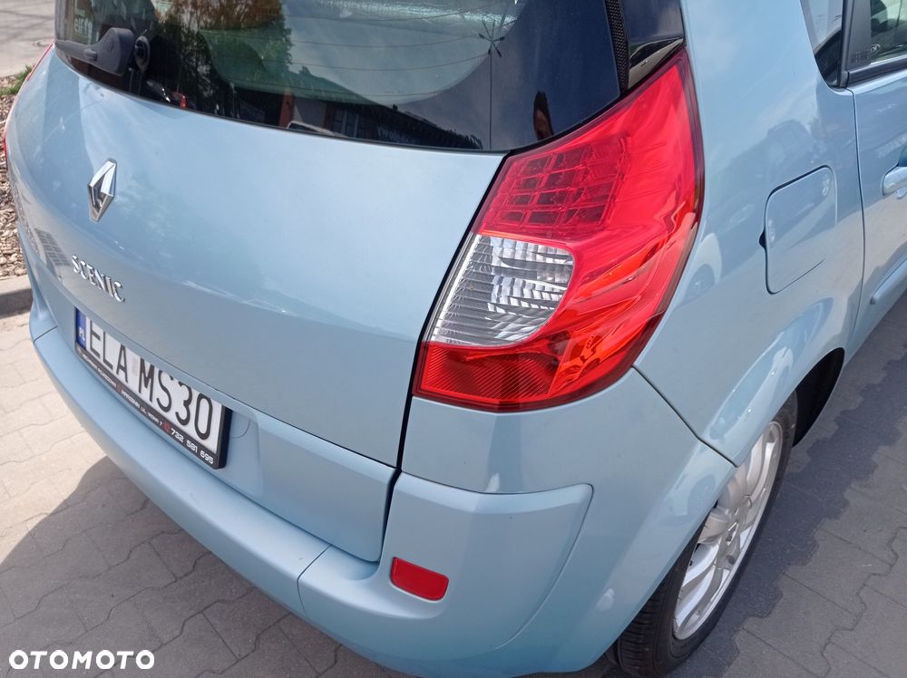 Renault Scenic 2.0 16V Privilege - 22
