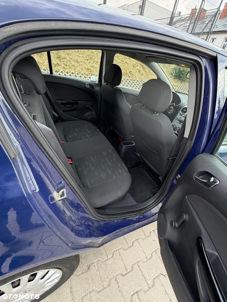 Opel Corsa 1.2 16V Enjoy - 11