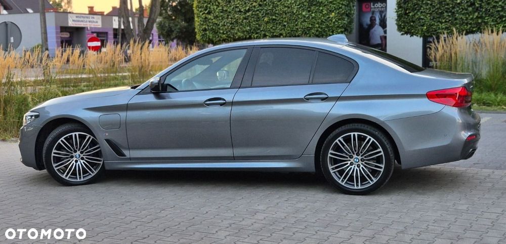 BMW Seria 5 530e iPerformance xDrive M Sport sport - 34