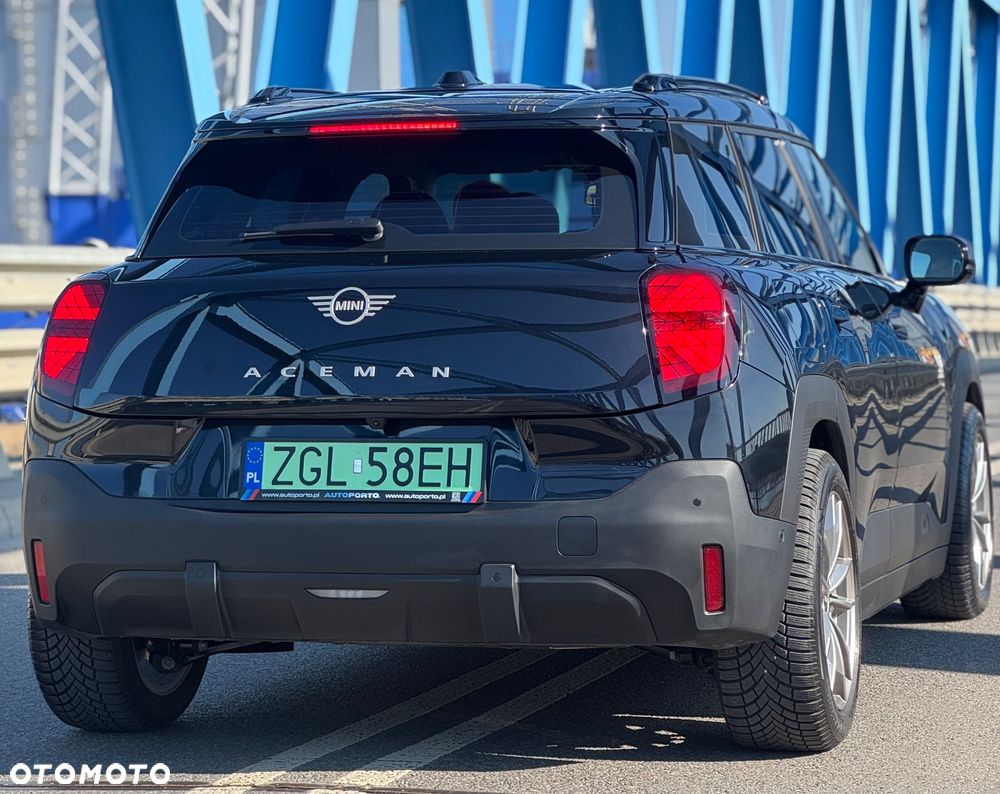 MINI Aceman E Essential Trim - 10