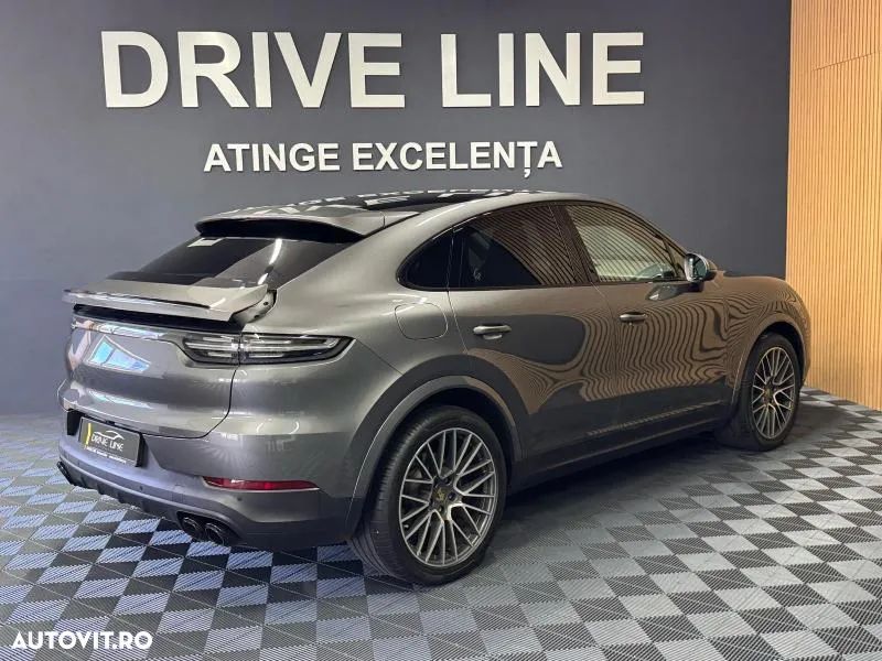 Porsche Cayenne Coupe Standard - 37