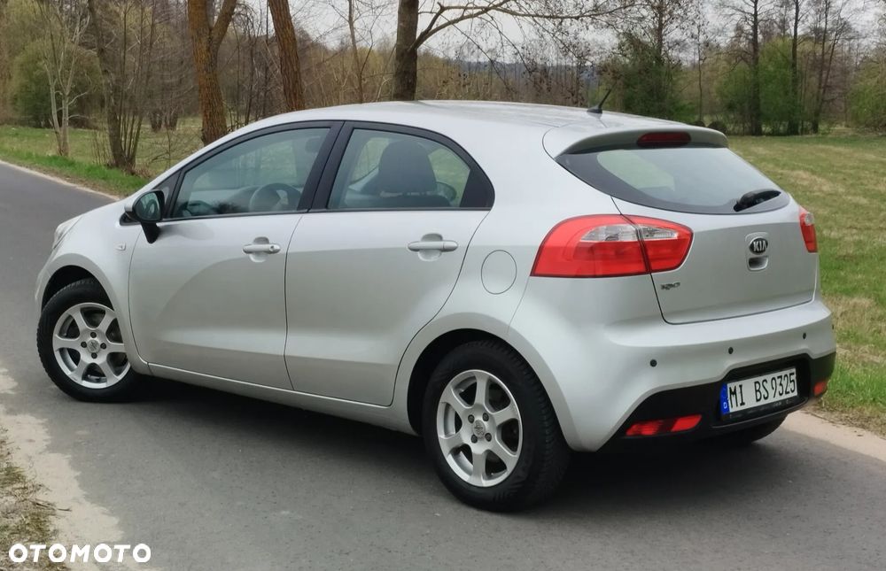 Kia Rio 1.2 Edition 7 - 4