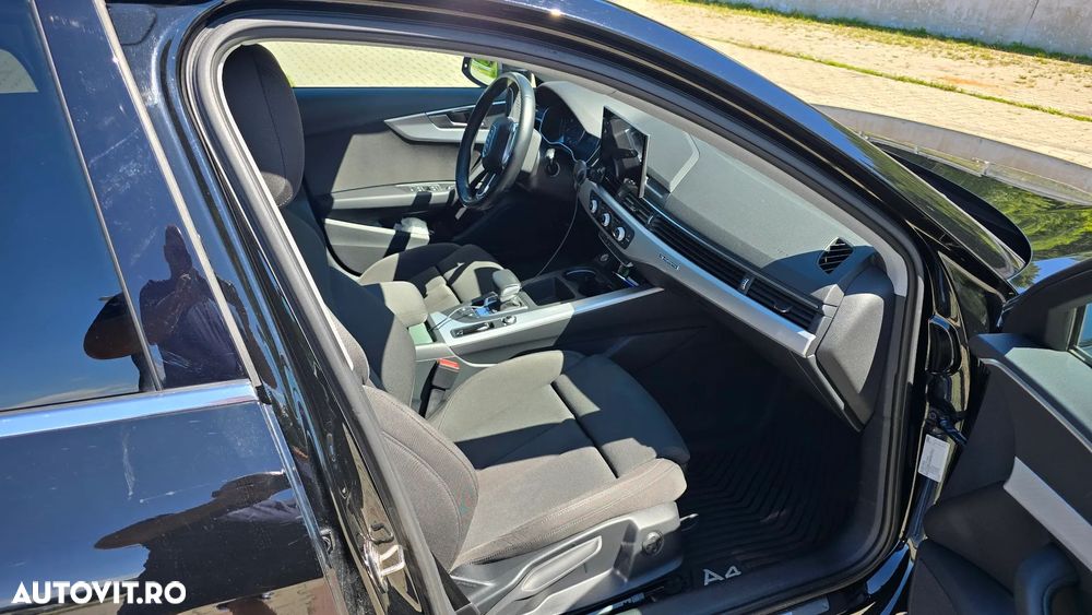 Audi A4 2.0 40 TDI quattro S tronic MHEV Basic - 21