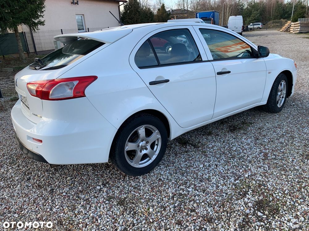 Mitsubishi Lancer 1.5 - 6