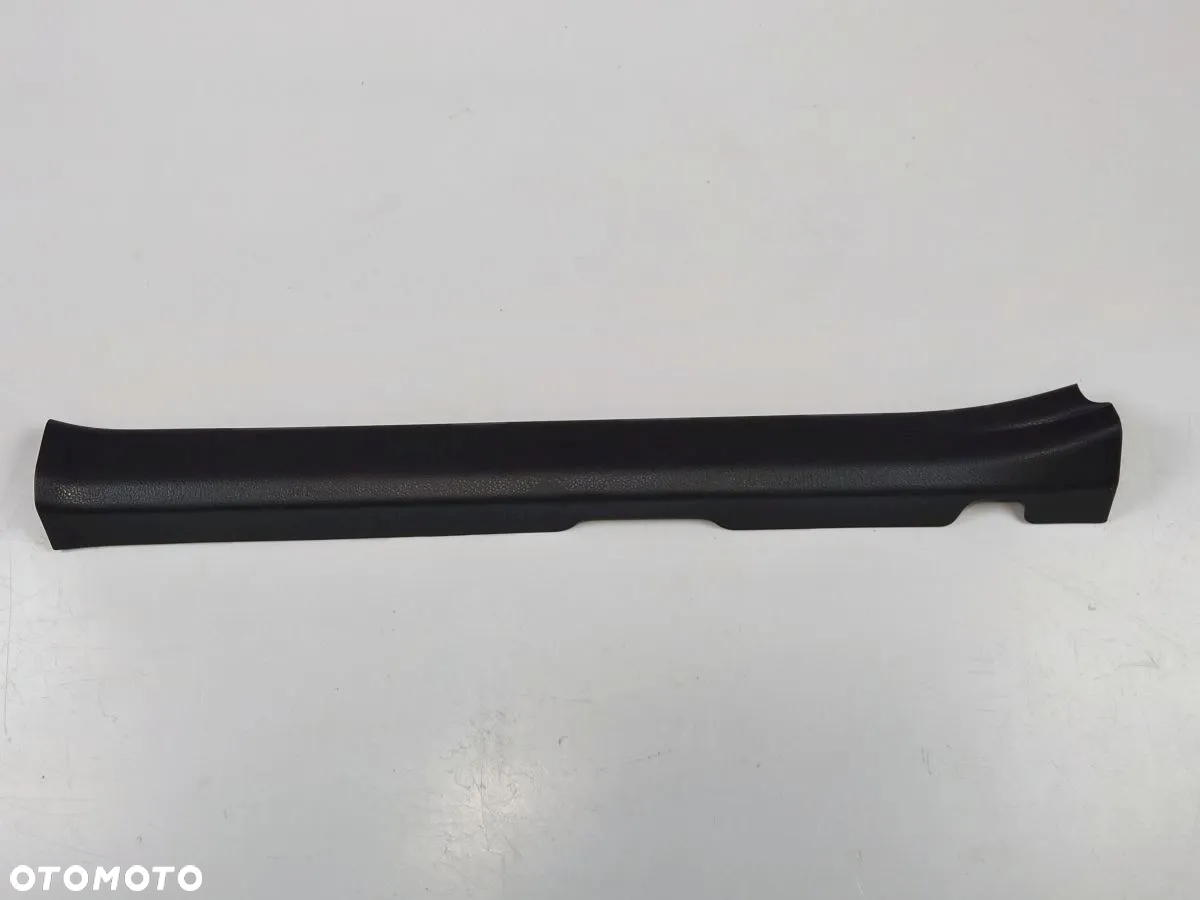 TOYOTA CAMRY od 2019r Poszycie Progu Listwa Przód Prawy - 2