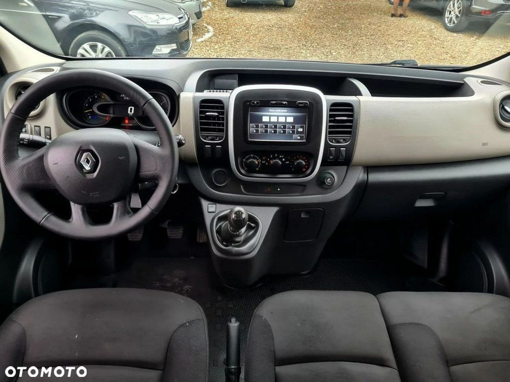Renault Trafic - 21