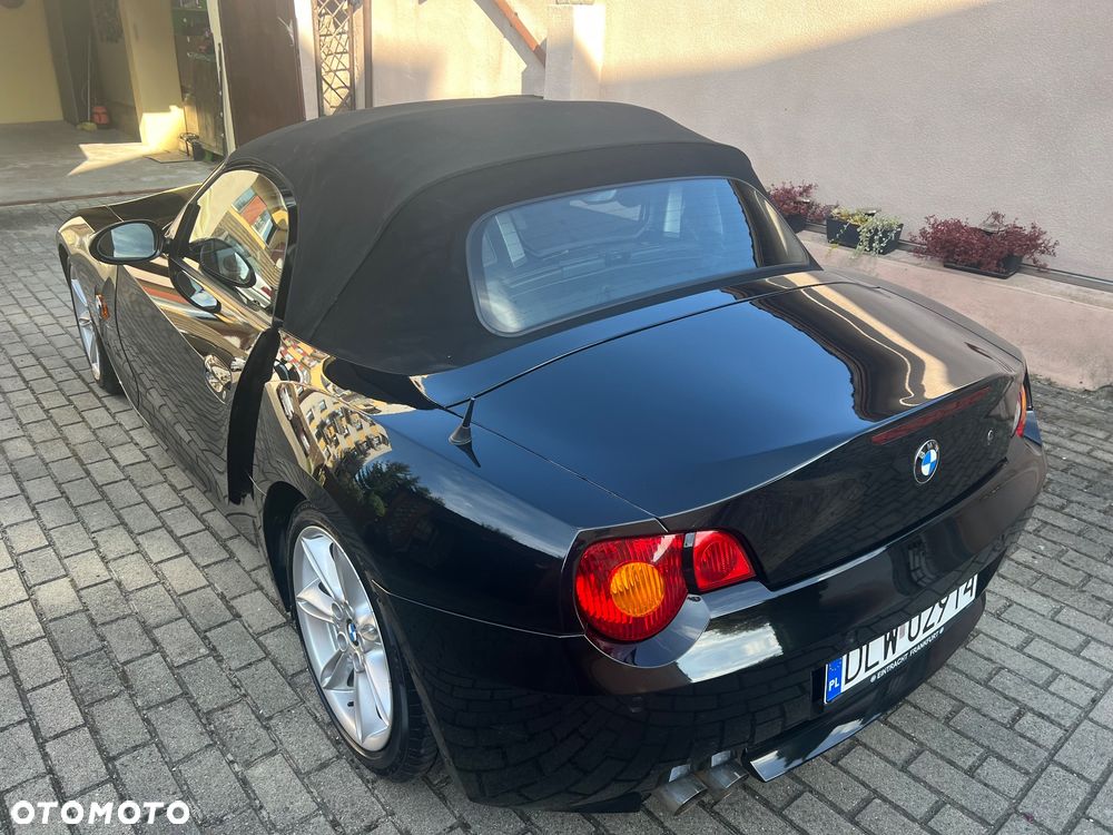 BMW Z4 2.5i - 18