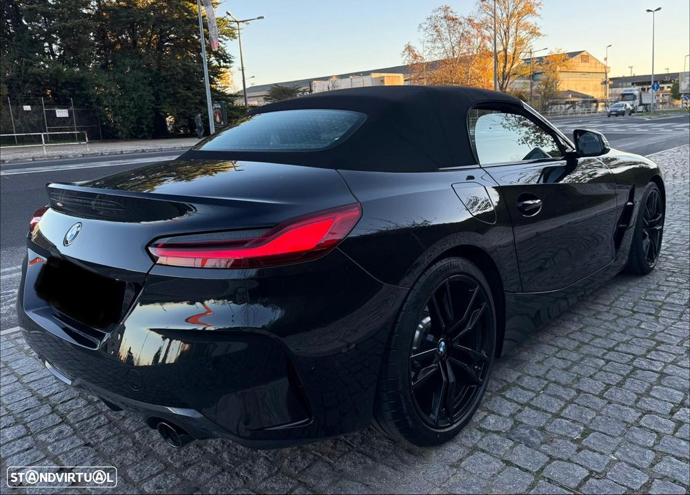 BMW Z4 sDrive20i - 11