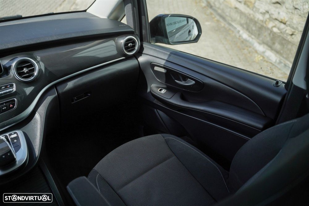 Mercedes-Benz V 220 d Longo Avantgarde Aut. - 24