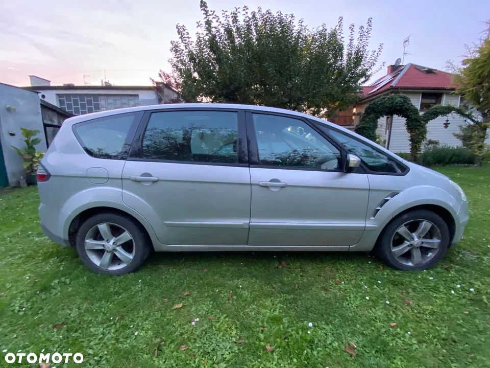 Ford S-Max - 1