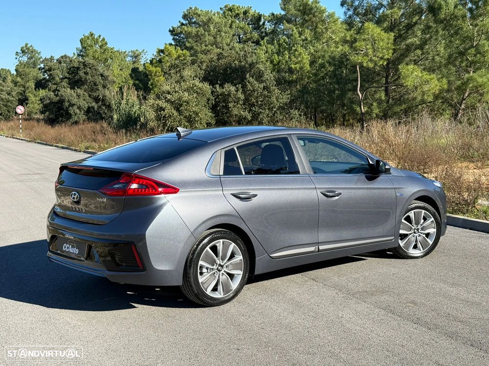 Hyundai Ioniq 1.6 GDI HEV Hybrid Tech - 11