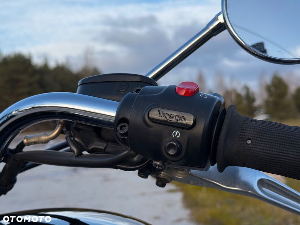 Triumph Rocket - 25