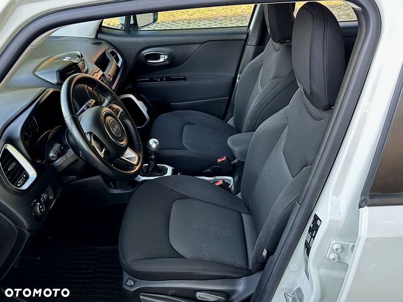 Jeep Renegade - 10