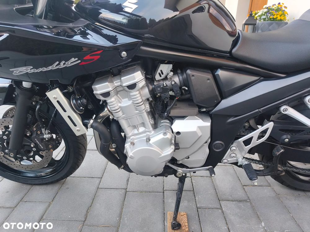 Suzuki Bandit - 17