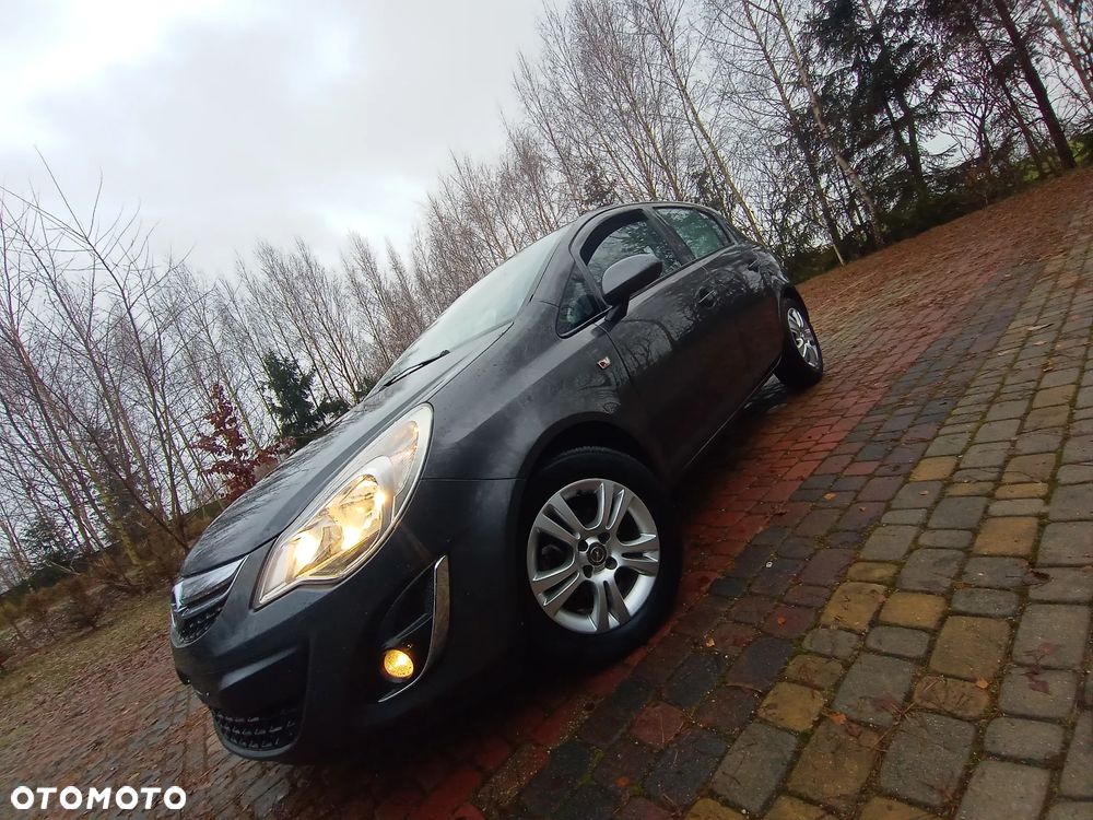 Opel Corsa 1.2 16V Cosmo - 6