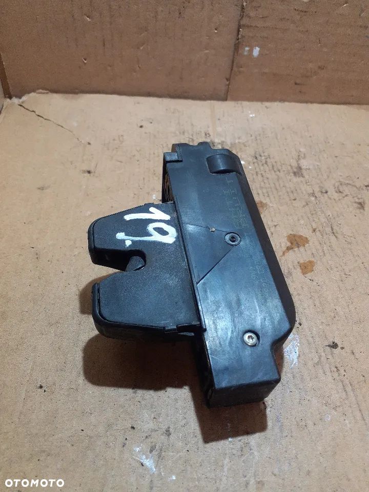 } ZAMEK KLAPY TYŁ PEUGEOT / CITROEN nr 9652301980 - 3