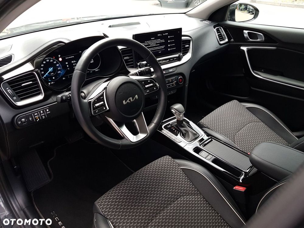 Kia XCeed 1.6 GDI PHEV Business Line DCT - 10